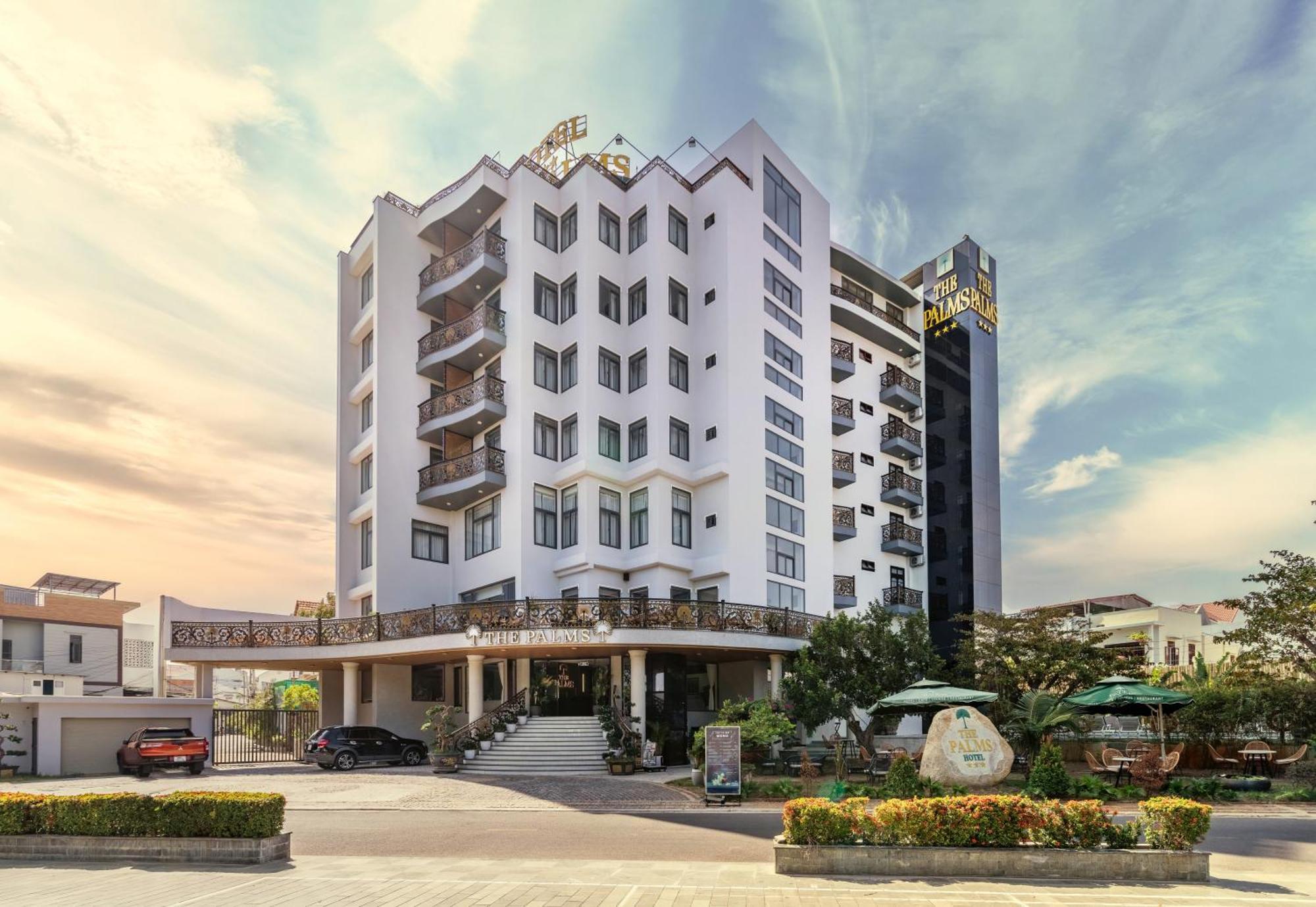The Palms Hotel By Hmg ฟานเที้ยต ภายนอก รูปภาพ