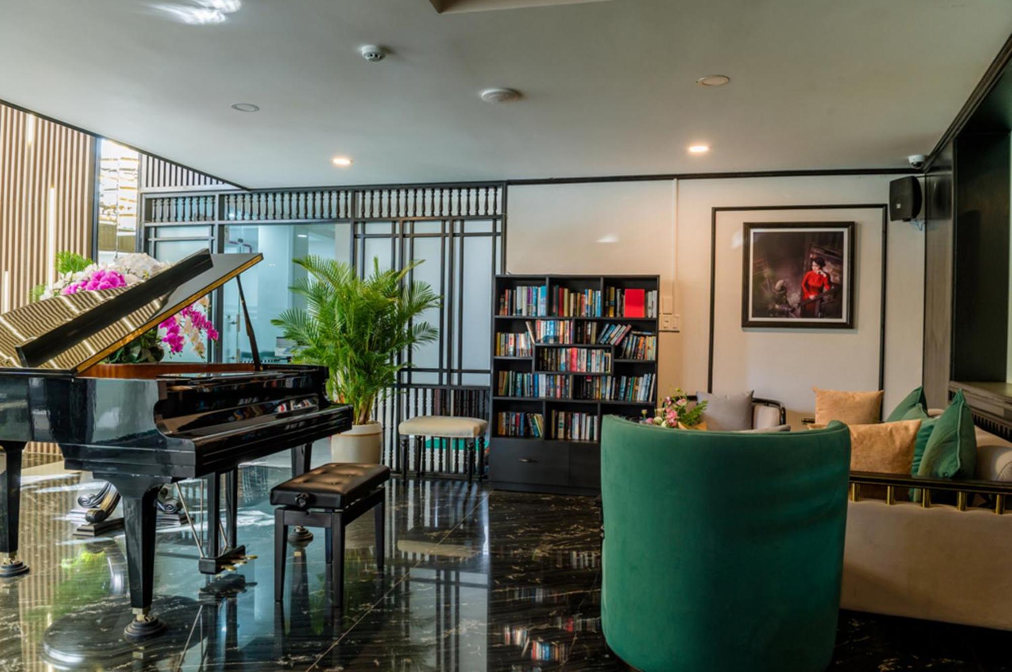 The Palms Hotel By Hmg ฟานเที้ยต ภายนอก รูปภาพ
